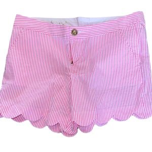 COPY - Lilly Pulitzer Buttercup Scalloped Pink seersucker Shorts size 6